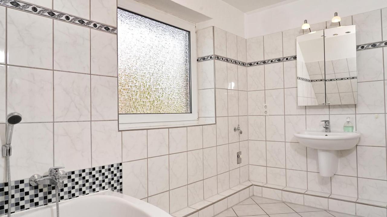3 Schlafzimmer 8 Gaste Ruhig 110Qm Nahe Flughafen Norderstedt Exteriér fotografie
